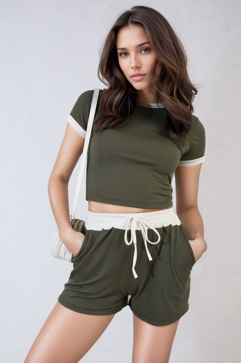 Contrast Rib Knit Crop Top & Drawstring Waist Short Set