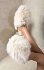 Load image into Gallery viewer, Fluffy Faux Fur Winter Slippers
