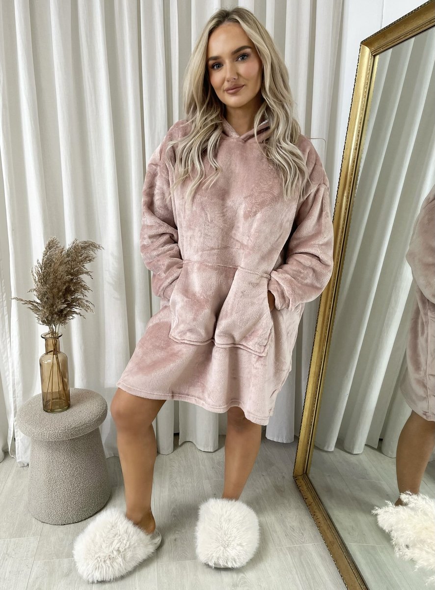 Oversized Fluffy Winter Blanket Hoodie