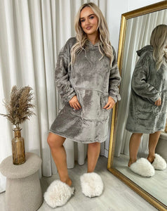 Oversized Fluffy Winter Blanket Hoodie