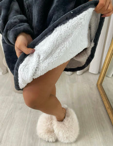 Oversized Fluffy Winter Blanket Hoodie