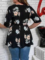 Load image into Gallery viewer, Curve V-Neck Lace Top
