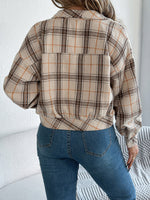 Load image into Gallery viewer, Cropped Plaid Jacket
